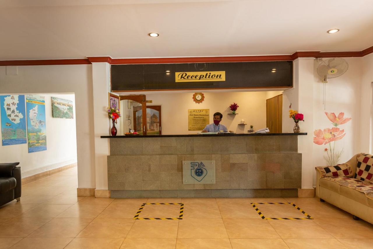 Kstdc Hotel Mayura Bhuvaneshwari Kamalapur Hampi Exteriér fotografie