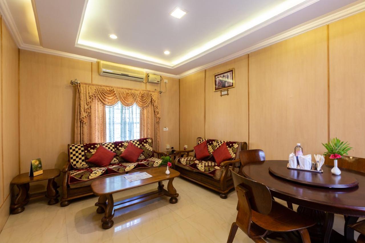 Kstdc Hotel Mayura Bhuvaneshwari Kamalapur Hampi Exteriér fotografie