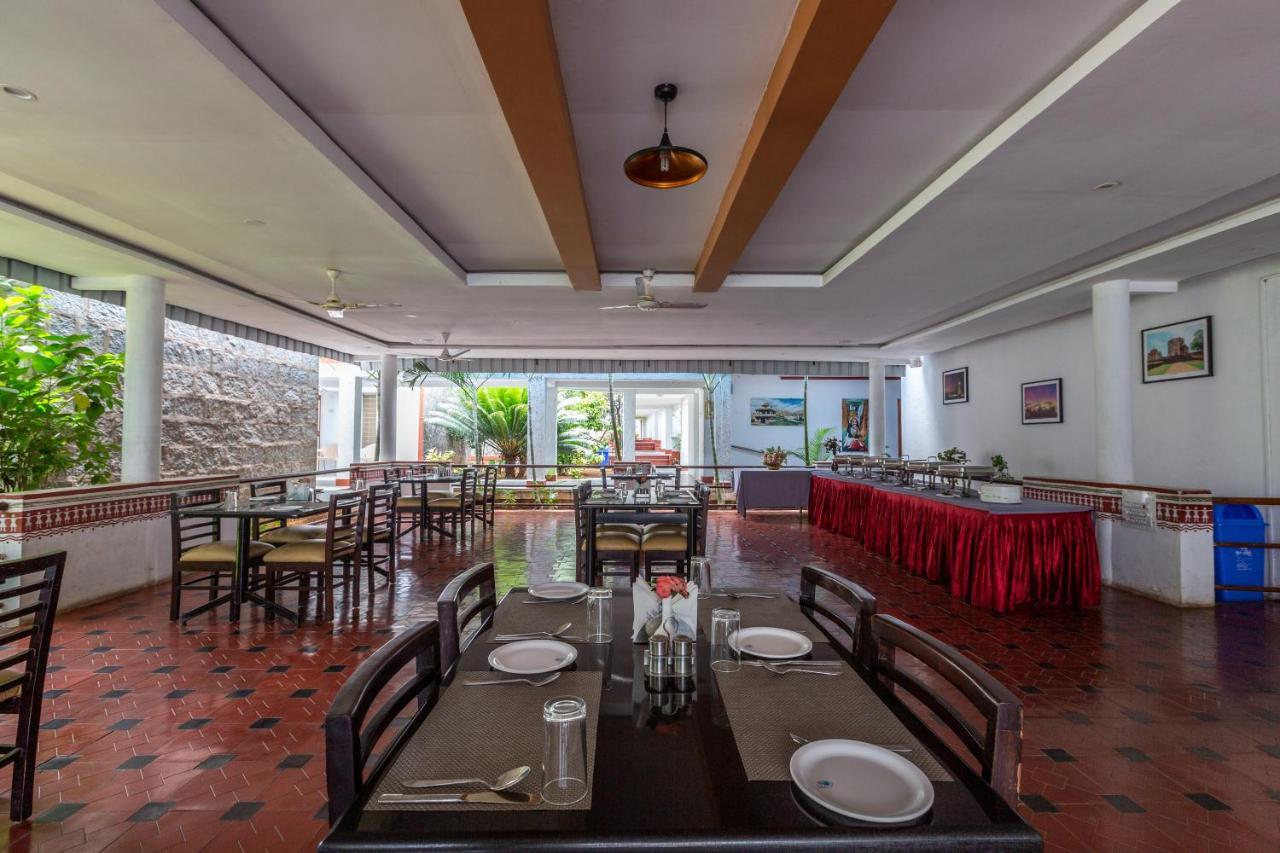 Kstdc Hotel Mayura Bhuvaneshwari Kamalapur Hampi Exteriér fotografie