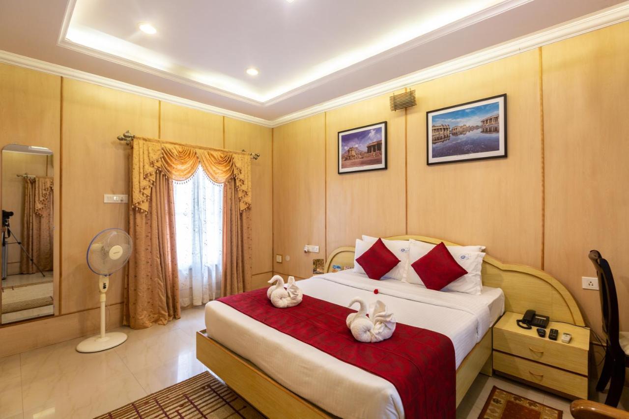 Kstdc Hotel Mayura Bhuvaneshwari Kamalapur Hampi Exteriér fotografie