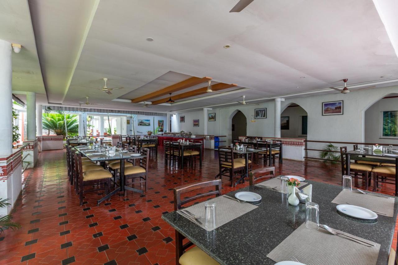 Kstdc Hotel Mayura Bhuvaneshwari Kamalapur Hampi Exteriér fotografie